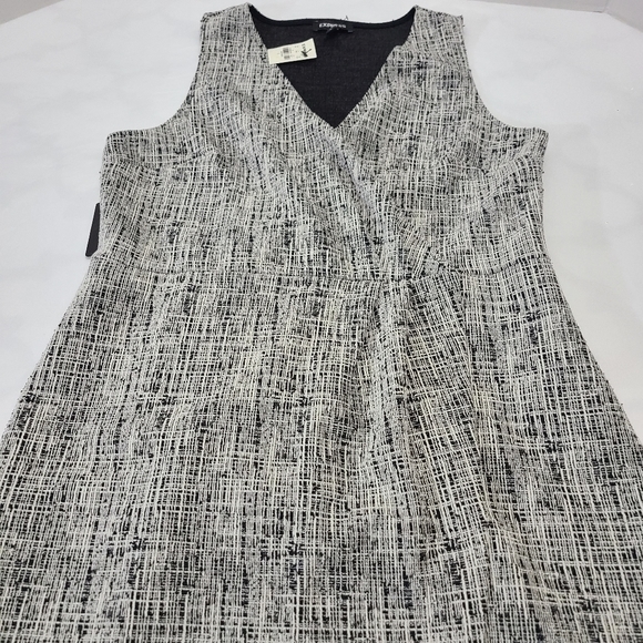 Express Black‎ and White Patterned Dress Size Large - Picture 6 of 12